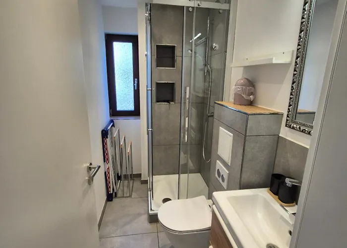 Moguntia 2 - Zentral Naehe Zdf Und Universitaet מיינץ